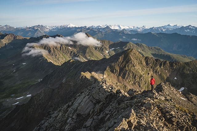 Panoramablick dem Grat entlang Richtung Venediger | © TVB Osttirol / Thomas Herdieckerhoff